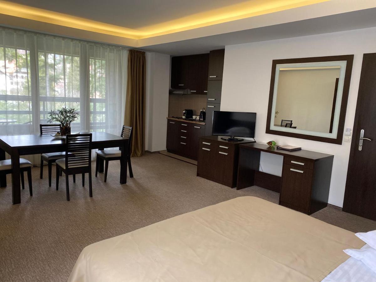 Hotel Smart Sinaia Luaran gambar