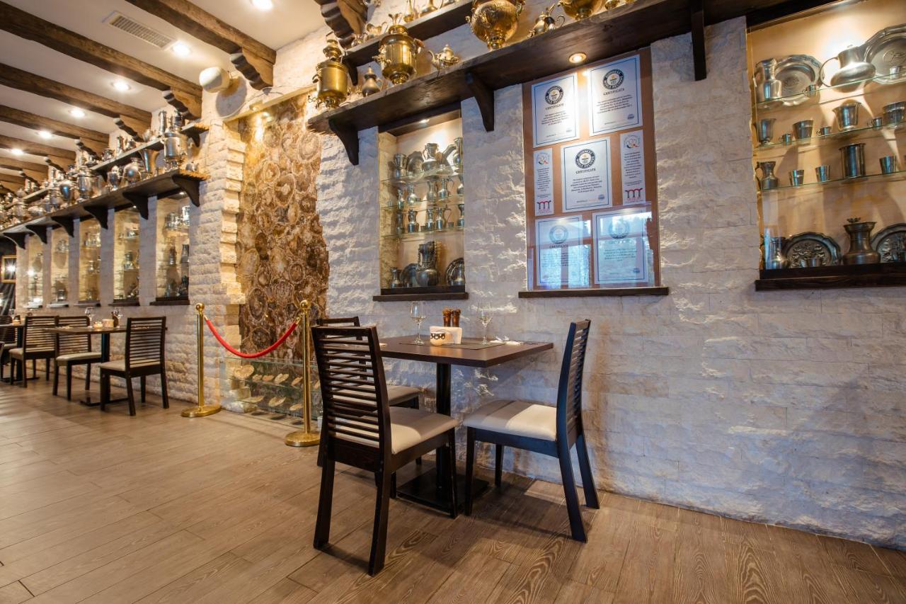Hotel Smart Sinaia Luaran gambar