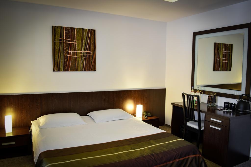 Hotel Smart Sinaia Luaran gambar